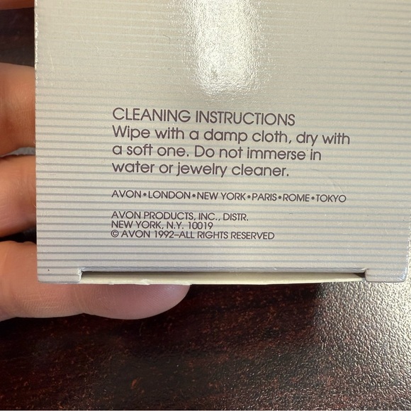 Vintage Avon Gold-Tone Scarecrow Brooch vintage NIB 1992 - Picture 2 of 5